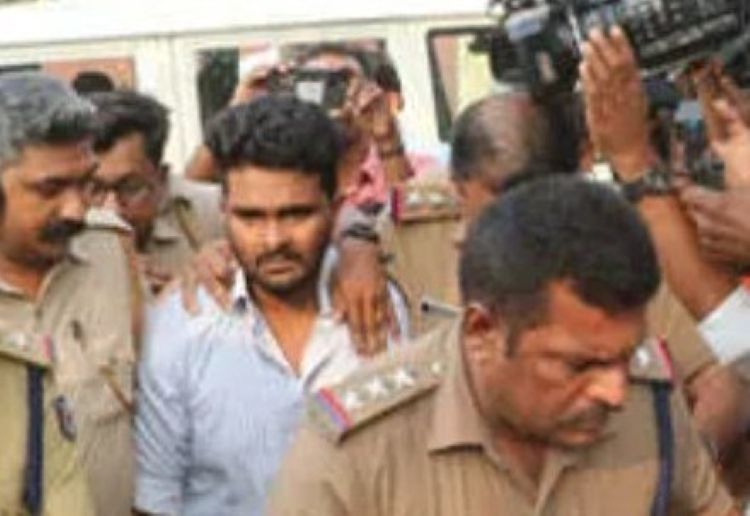 പിതൃസഹോദരനെ കൊലപ്പെടുത്തിയത് കുത്തുവാക്കുകളില്‍ മനംനൊന്തെന്ന് അഫാന്‍