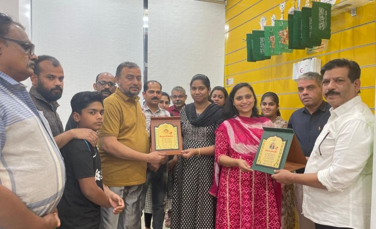ആരോഗ്യ പ്രവര്‍ത്തകര്‍ക്ക് അല്‍ ഹസ ഒ ഐ സി സി യാത്രയയപ്പ്