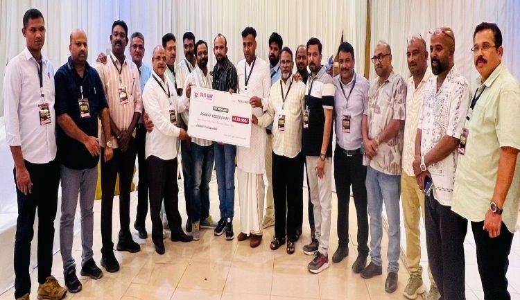 സേഫ് വെ സാന്ത്വനം കൂട്ടായ്മ  ചികിത്സാ സഹായ ഫണ്ട് കൈമാറി