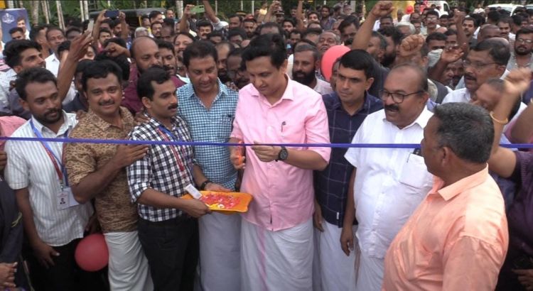 നിലമ്പൂര്‍ തൃക്കൈകുത്ത് പാലം തുറന്നു;  നിലമ്പൂര്‍ ബൈപ്പാസ് യാഥാര്‍ഥ്യമാക്കും  -മന്ത്രി റിയാസ്