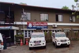 കല്‍പ്പറ്റ പോലീസ് സ്‌റ്റേഷനില്‍ യുവാവ് തൂങ്ങി മരിച്ചു