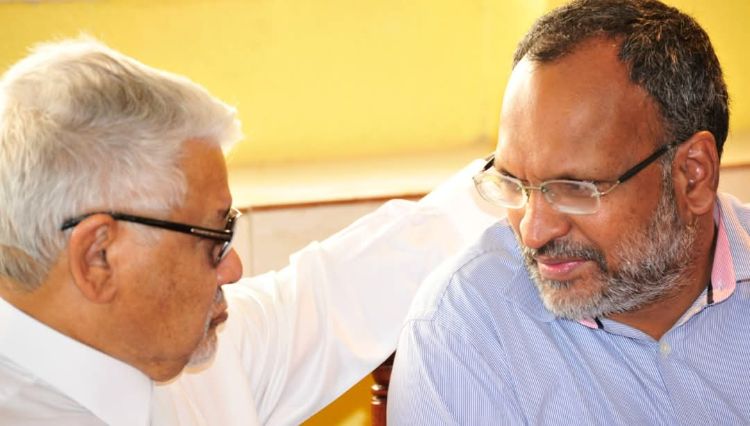 മലയാളം ന്യൂസ് പിന്നിട്ട കാല്‍ നൂറ്റാണ്ട്  (മലയാളം ന്യൂസ് പിറവിയെടുത്ത ദിനത്തില്‍ മലയാളം ന്യൂസിനെക്കുറിച്ചുള്ള ഓര്‍മകള്‍ പങ്കുവെക്കുകയാണ് മലയാളം ന്യൂസ് ദമാം ലേഖകനായിരുന്ന പി.എ.എം. ഹാരിസ്)
