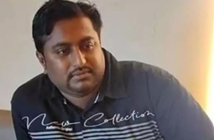 മകന്റെ മരണത്തില്‍ മാതാപിതാക്കള്‍ക്ക് സംശയം;  നടപടിക്രമങ്ങള്‍ പൂര്‍ത്തിയായിട്ടും മൃതദേഹം ഒരു മാസമായി മോര്‍ച്ചറിയില്‍