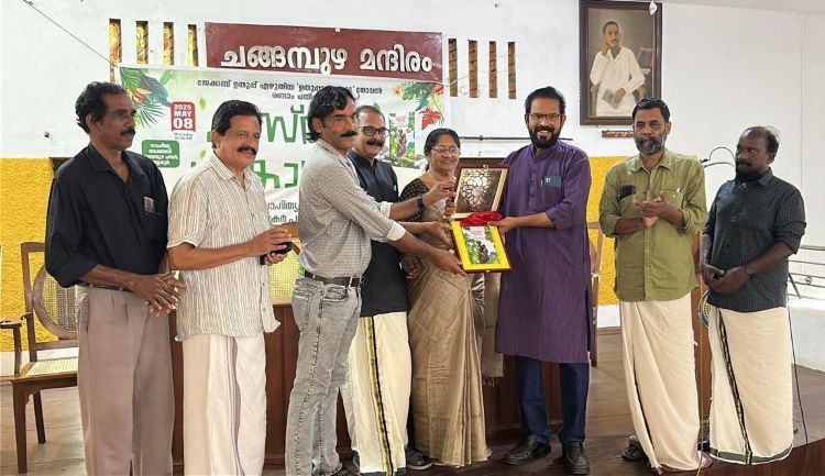 പ്രവാസി മലയാളി ജേക്കബ് ഉതുപ്പിന്റെ പ്രഥമ നോവല്‍ ഉതുപ്പാന്‍ കോട്ടയുടെ രണ്ടാം പതിപ്പ് പുറത്തിറക്കി