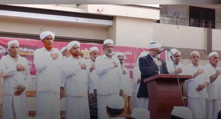 സമസ്തയുടെ നേതൃത്വത്തില്‍ ലഹരി വിരുദ്ധ പ്രതിജ്ഞ, 12 ലക്ഷത്തോളം വിദ്യാര്‍ഥികള്‍ പങ്കെടുത്തു