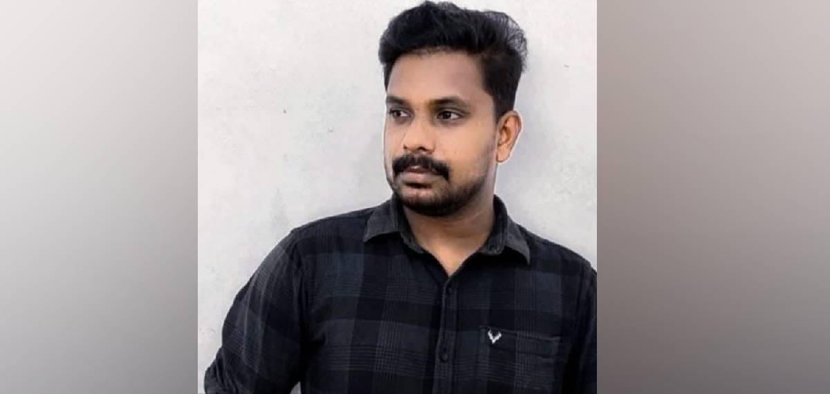 കൊല്ലത്ത് ബൈക്ക് തടഞ്ഞ് നിർത്തി യുവാവിനെ കുത്തിക്കൊന്നു