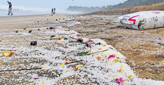 കപ്പൽ അപകടം: സംസ്ഥാന ദുരന്തമായി പ്രഖ്യാപിച്ച് സർക്കാർ