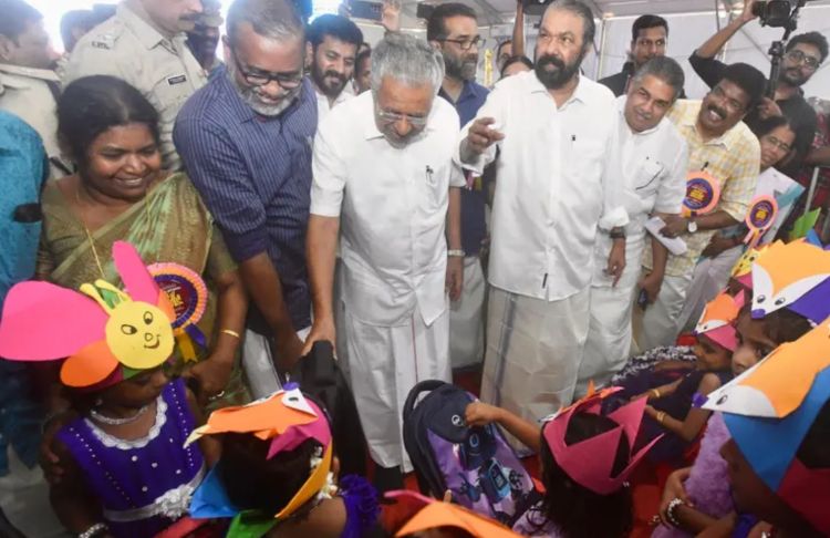 സ്‌കൂള്‍ പ്രവേശനോത്സവം മുഖ്യമന്ത്രി ഉദ്ഘാടനം ചെയ്തു, 36 ലക്ഷത്തോളം വിദ്യാര്‍ഥികള്‍ പുതിയ അധ്യയന വര്‍ഷത്തിലേക്ക്