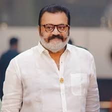 സുരേഷ് ഗോപിയെ പൊലീസ് ചോദ്യം ചെയ്്തു, മാലയിലേത് പുലിപ്പല്ലാണെന്ന പരാതിയില്‍ വനം വകുപ്പ് അന്വേഷണത്തിനൊരുങ്ങുന്നു