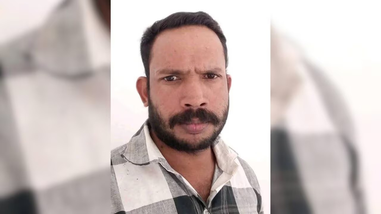 ആറ്റിങ്ങലില്‍ ഡെലിവറി വാനും ബൈക്കും കൂട്ടിയിടിച്ച് യുവാവ് മരിച്ചു