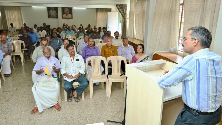 പ്രവാസികള്‍ക്ക് സംരംഭകരാകുന്നതിന് ഉചിതമായ സമയം -അജിത്ത് കോളശ്ശേരി