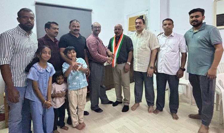 ഇസ്ഹാഖ് കാളികാവിനും കുടുംബത്തിനും സ്വീകരണം
