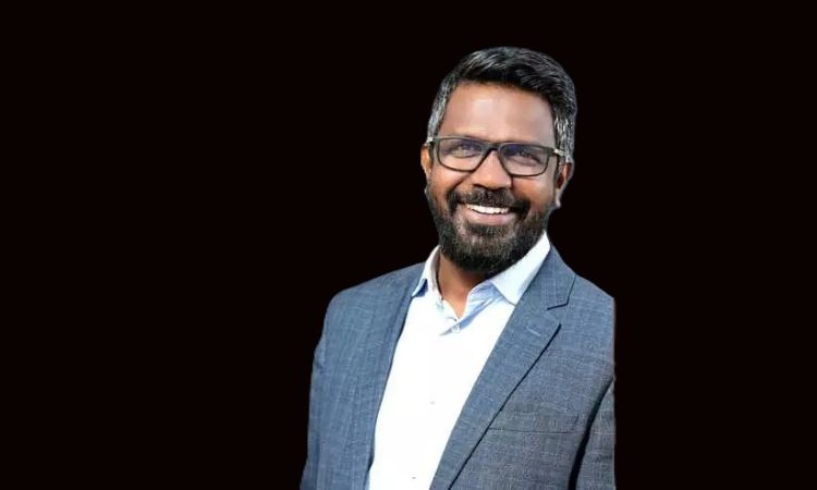 ഖത്തര്‍ തൊഴില്‍ മന്ത്രാലയത്തിന്റെ കമ്മ്യൂണിറ്റി ഉപദേഷ്ടാക്കളായി മലയാളി ഷാനവാസ് ബാവയും, ശങ്കര്‍ ഗൗഡും നിയമിതരായി