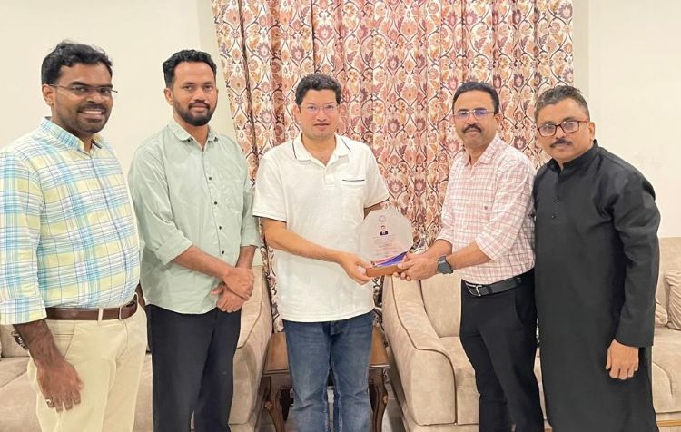 ഇന്ത്യന്‍ കോണ്‍സുലേറ്റിലെ പ്രസ് കോണ്‍സല്‍ മുഹമ്മദ് ഹാഷിമിന് ജിദ്ദ ഇന്ത്യന്‍ മീഡിയ ഫോറം യാത്രയയപ്പ് നല്‍കി