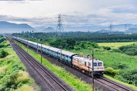  ട്രെയിന്‍ യാത്രയ്ക്ക് ഇനി ചെലവേറും; റെയില്‍വേ ടിക്കറ്റ് നിരക്ക് വര്‍ധന നിലവില്‍ വന്നു
