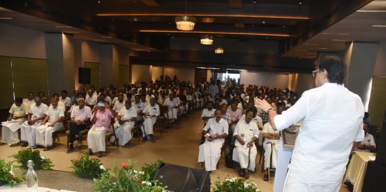 കേരളത്തെ ഇന്നത്തെ രീതിയില്‍ നിലനിര്‍ത്തുന്നത് പ്രവാസികള്‍- മന്ത്രി വി.അബ്ദുറഹ്‌മാന്‍