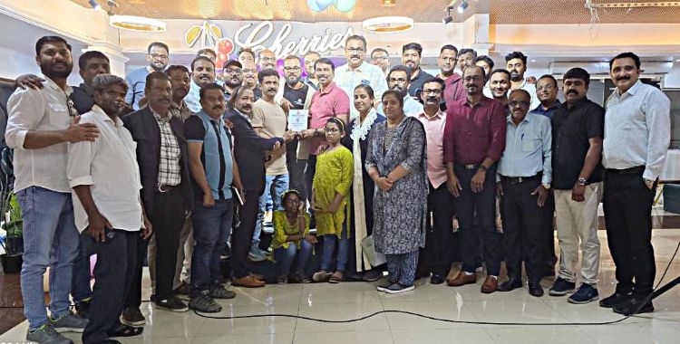 റിയാദ് മാരത്തണില്‍ നേട്ടം; കബീര്‍ കൊച്ചാലുമ്മൂടിനെ കെ.സി.എ ആദരിച്ചു