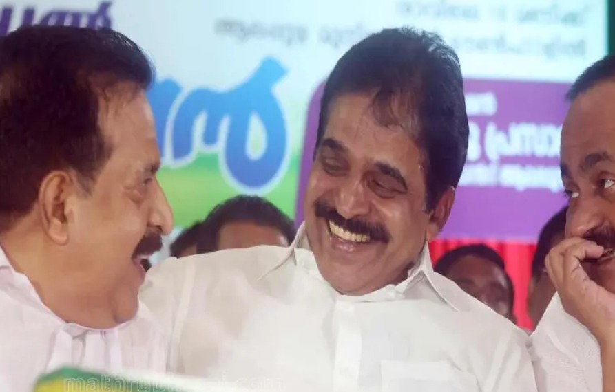 കെ.സിക്ക് പിന്തുണയുമായി കെ. സുധാകരന്റെ കത്ത്, നിരീക്ഷകര്‍ എം.എല്‍.എമാരെ കാണുന്നു
