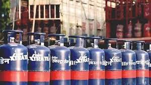 ദേശീയ വാര്‍ത്തകള്‍ ഒറ്റനോട്ടത്തില്‍: പുതിയ യു.പി.ഐ , എല്‍.പി.ജി  നിയമങ്ങളിലേക്ക്, പുതിയ സി.ഡി.എസ് ആയി ജനറല്‍ രാജാ സുബ്രഹ്‌മണി ചുമതലയേറ്റു, കര്‍ണാടക മന്ത്രിസഭാ രൂപീകരണം ഡല്‍ഹിയിലേക്ക്,  ഐ.പി.എല്‍ കിരീടം നിലനിര്‍ത്തി ആര്‍.സി.ബി