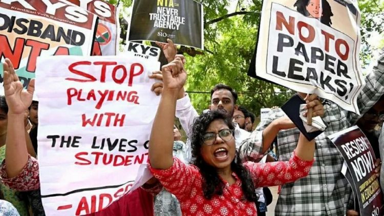 നീറ്റ് പരീക്ഷാ തട്ടിപ്പ്: ടെലിഗ്രാം ആപ്പിന് ഇന്ത്യയില്‍ താല്‍ക്കാലിക നിരോധനം; നടപടി പരീക്ഷാ പേപ്പര്‍ ചോര്‍ച്ച തടയാന്‍