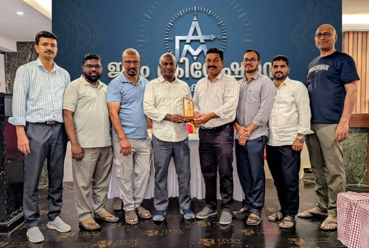 റാങ്ക് ജേതാവ് തന്‍സീറയെ ജാം ക്രിയേഷന്‍സ് അനുമോദിച്ചു