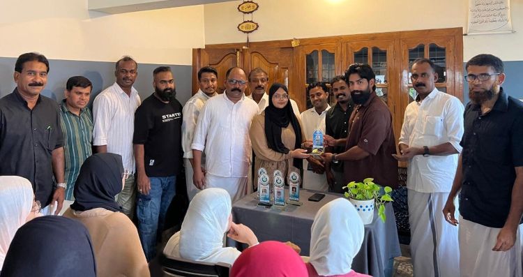  എസ്.എസ്.എല്‍.സി, പ്ലസ് ടു വിജയികളെ ആദരിച്ചു