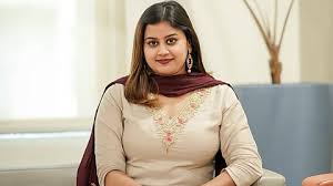 'മേത്തച്ചി'യും 'ജിഹാദി'യുമാക്കി ഒറ്റപ്പെടുത്തി തേജോവധം തുടരുന്നു; ശ്വേതാ മേനോന്‍, ലക്ഷ്മിപ്രിയ എന്നിവര്‍ക്കെതിരെ അന്‍സിബ ഹസ്സന്‍