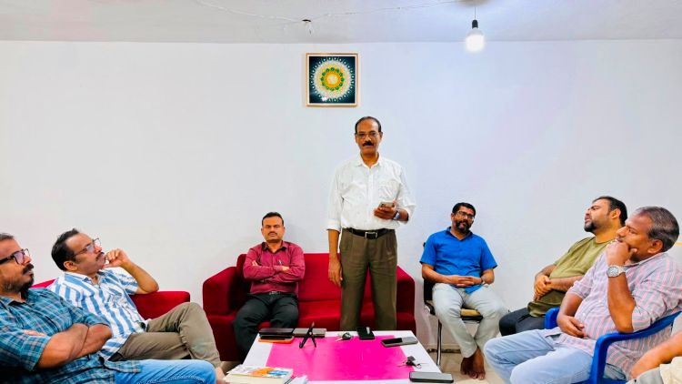 ജിദ്ദ വായനക്കൂട്ടം എസ്. ജാനകിക്ക് പ്രണാമമര്‍പ്പിച്ചു
