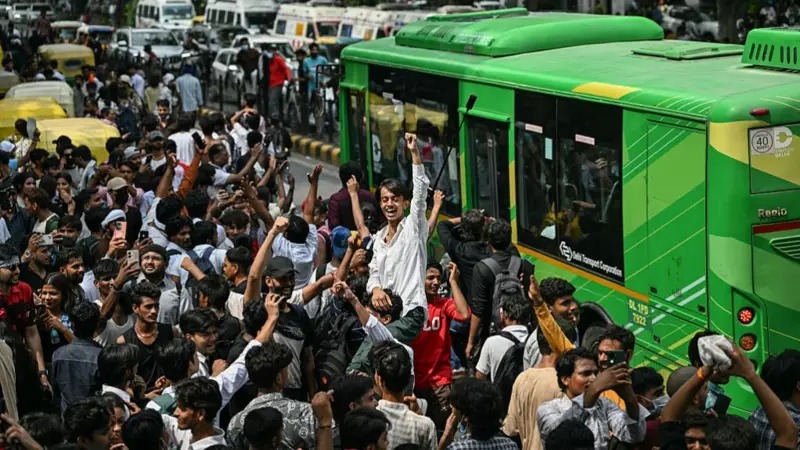 'പാറ്റകള്‍' ജയിച്ചു, പോരാട്ടം അവസാനിച്ചിട്ടില്ല!